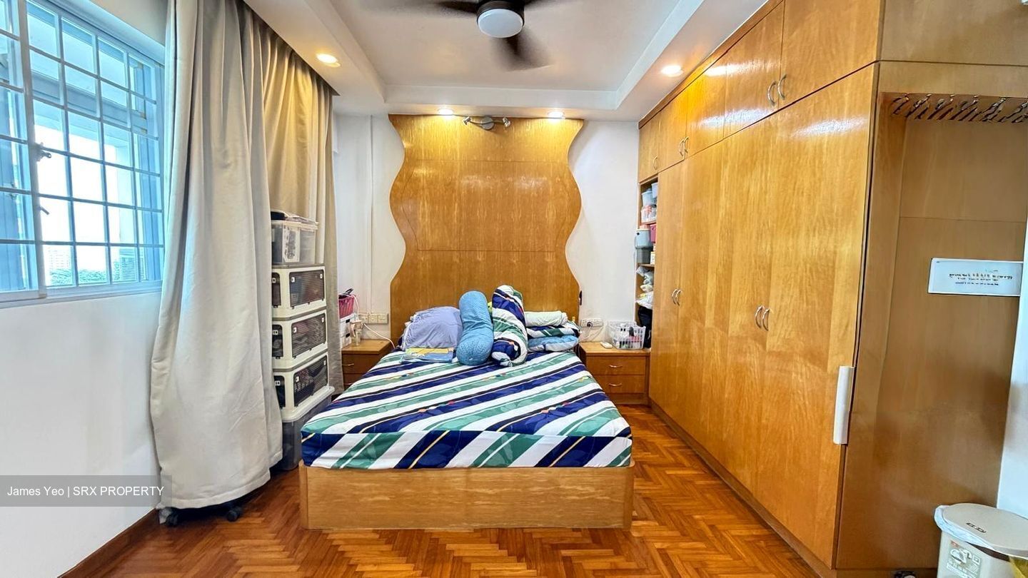 Blk 337 Jurong East Avenue 1 (Jurong East), HDB Executive #605955781